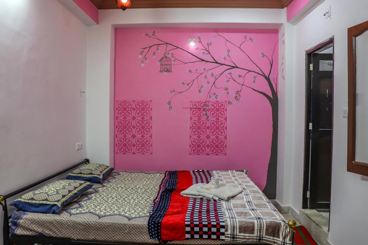 Black Pepper Home Stay Udaipur Extérieur photo