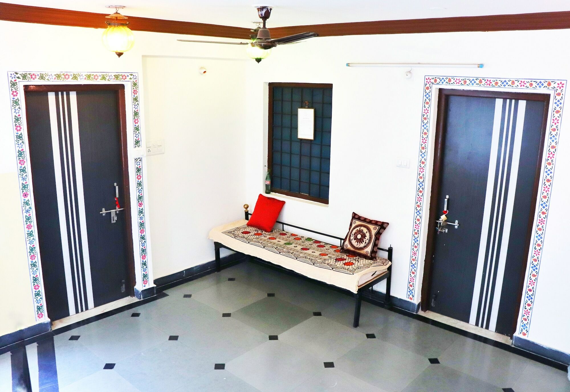 Black Pepper Home Stay Udaipur Extérieur photo